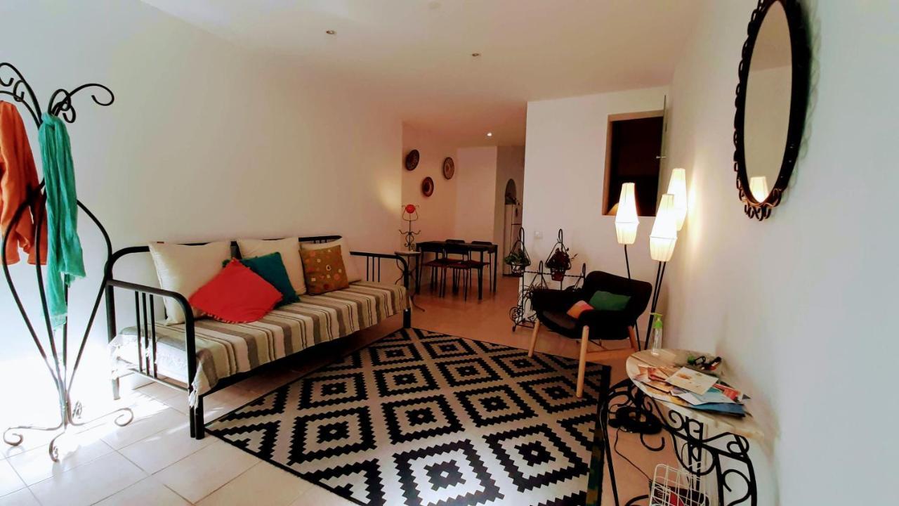 Вилла Happy Terrace Downtown Tiny House 100% Portuguese Фару Экстерьер фото
